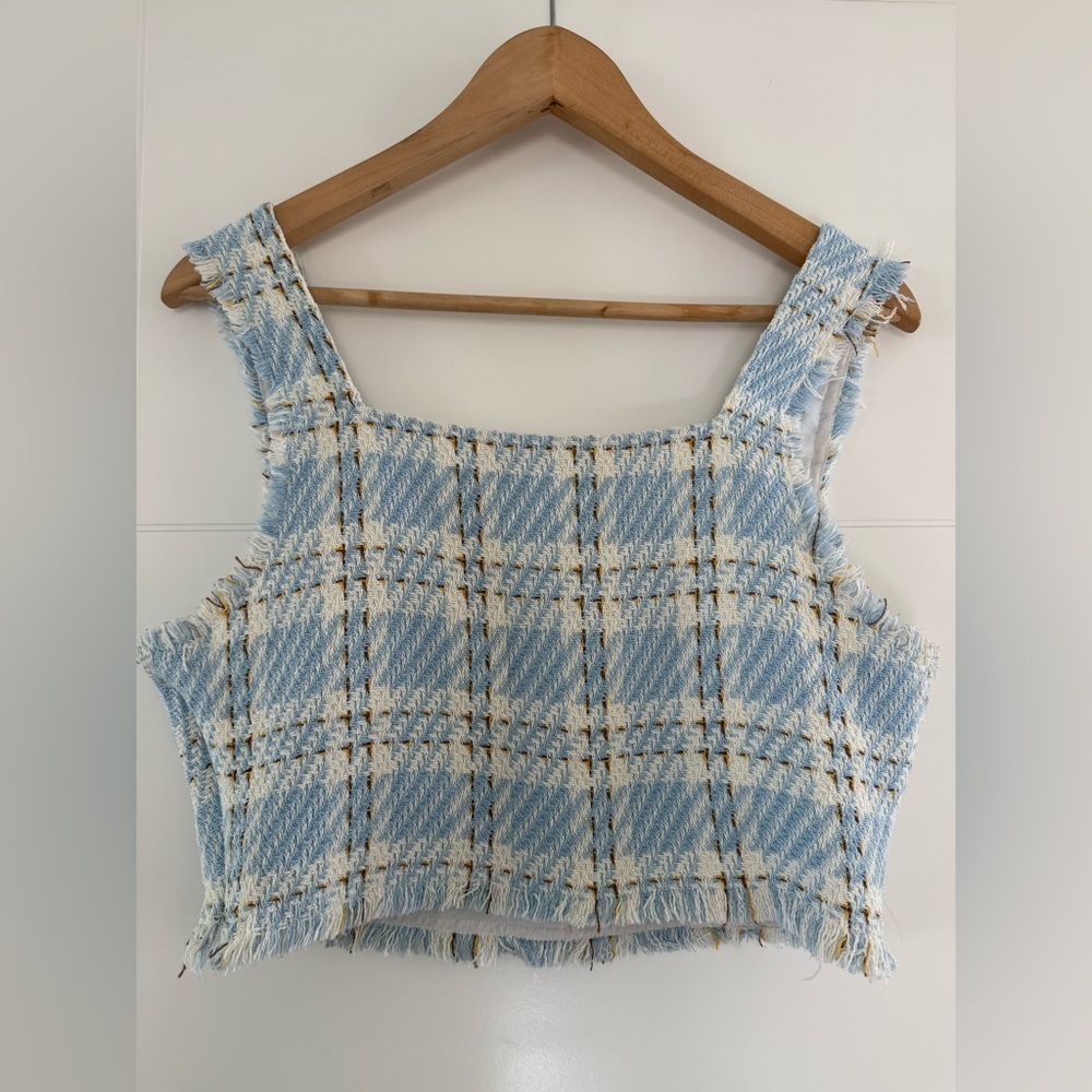 Endless Rose Cropped Tweed Top, size large. - Picture 3 of 7